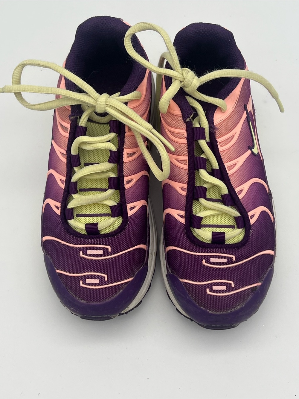 Nike Air Max Plus sneakers Kids size 13 Lucky Charms girls 13C gym shoes school - Picture 3 of 7